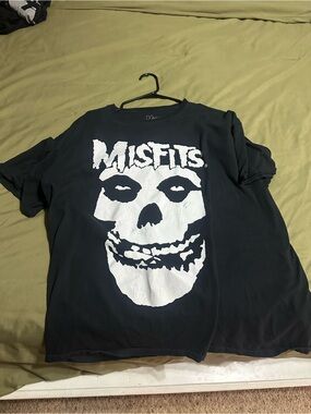 Graphic Mens T-Shirt - misfits